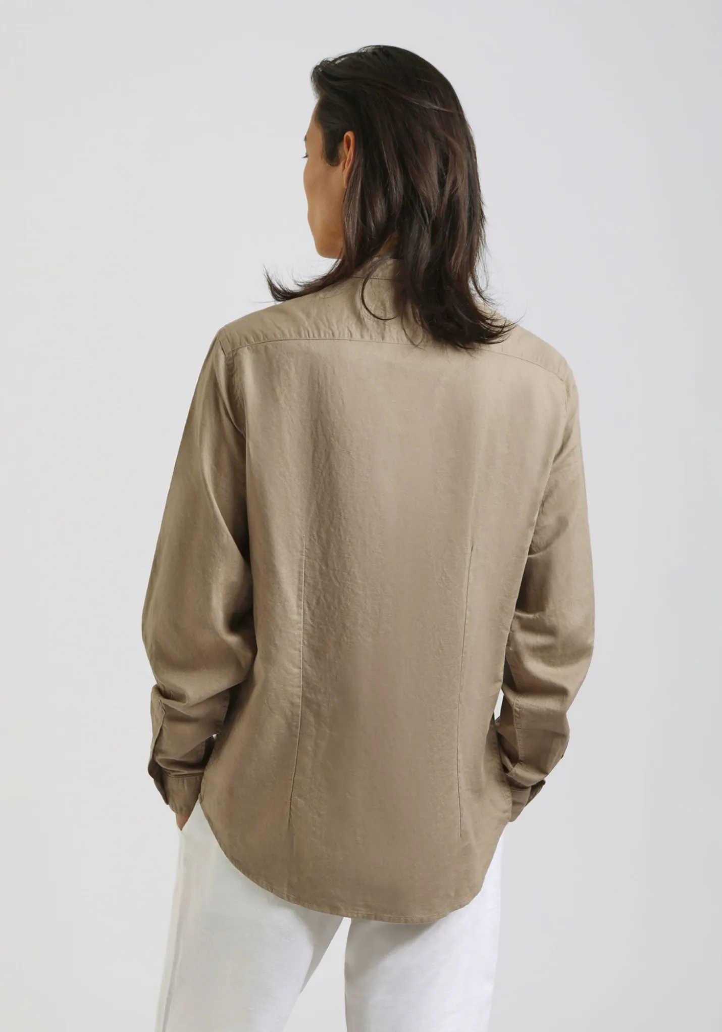 Camicia misto lino con collo coreano