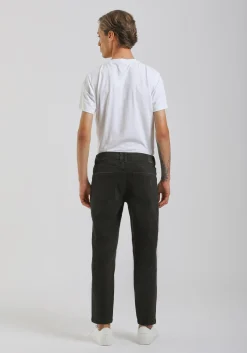 Jeans skinny fit nero con strappi