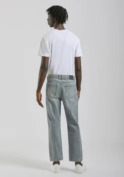 Jeans slim fit con strappi