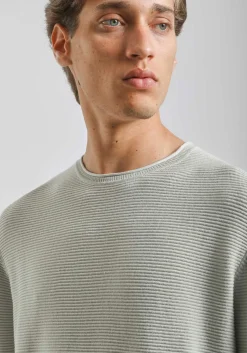 Maglia girocollo strutturato