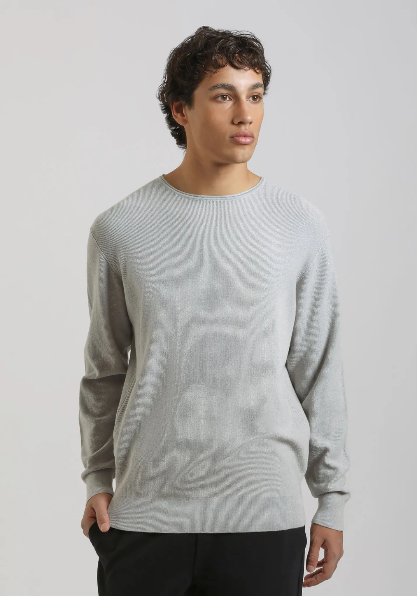 Maglia girocollo strutturato