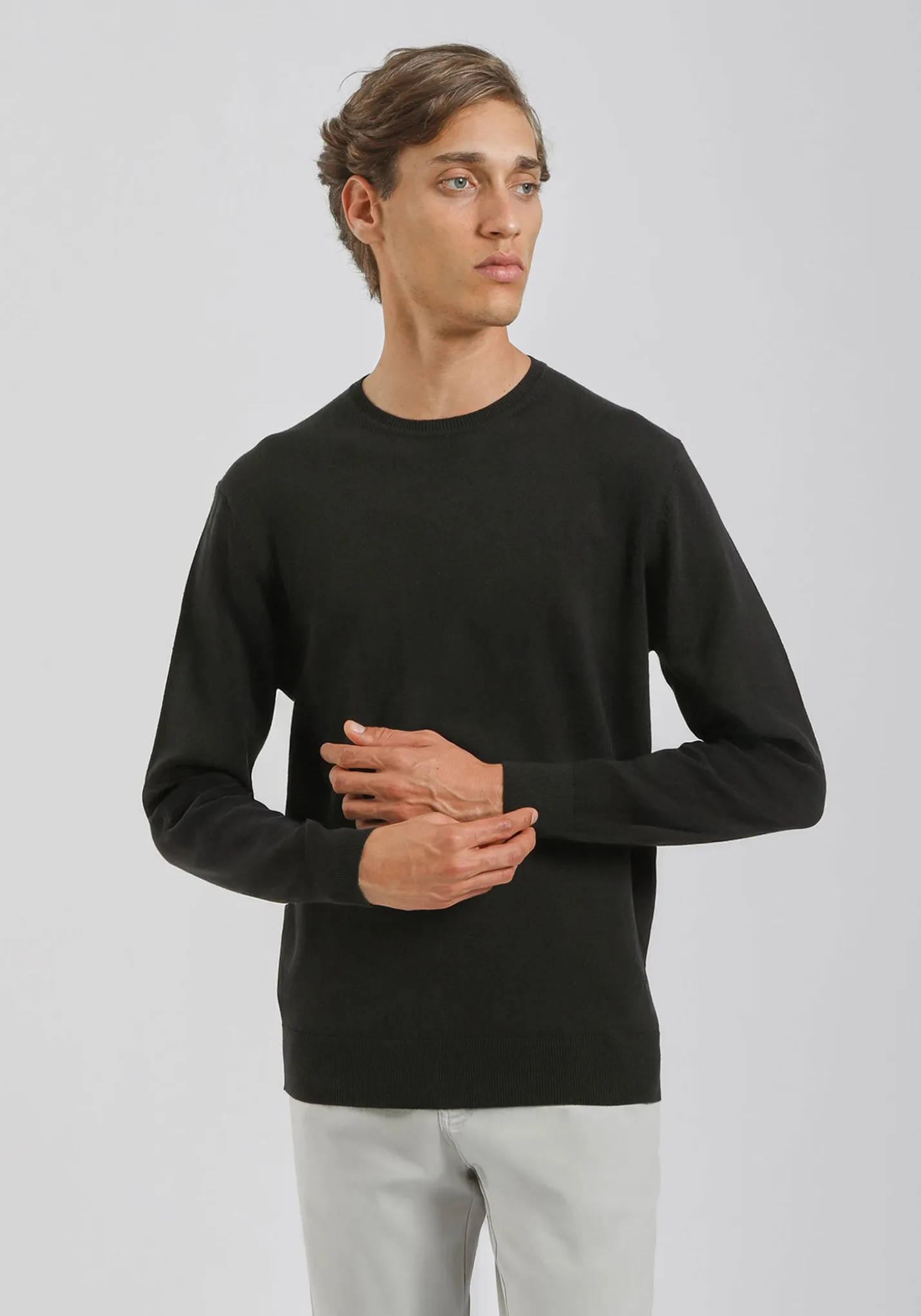 Maglia girocollo tinta unita