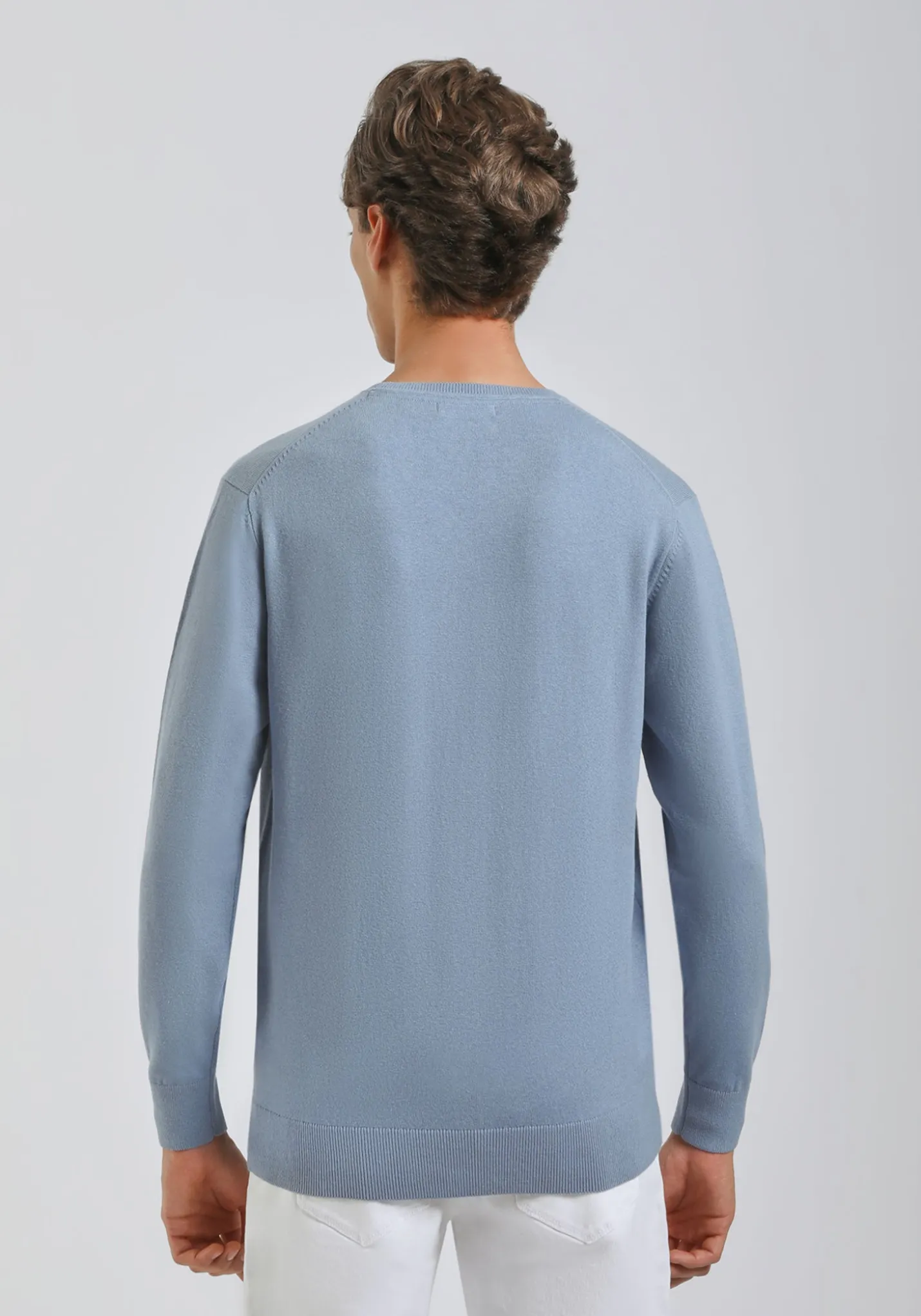 Maglia girocollo tinta unita