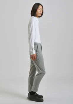 Pantaloni chino con fantasia a quadri