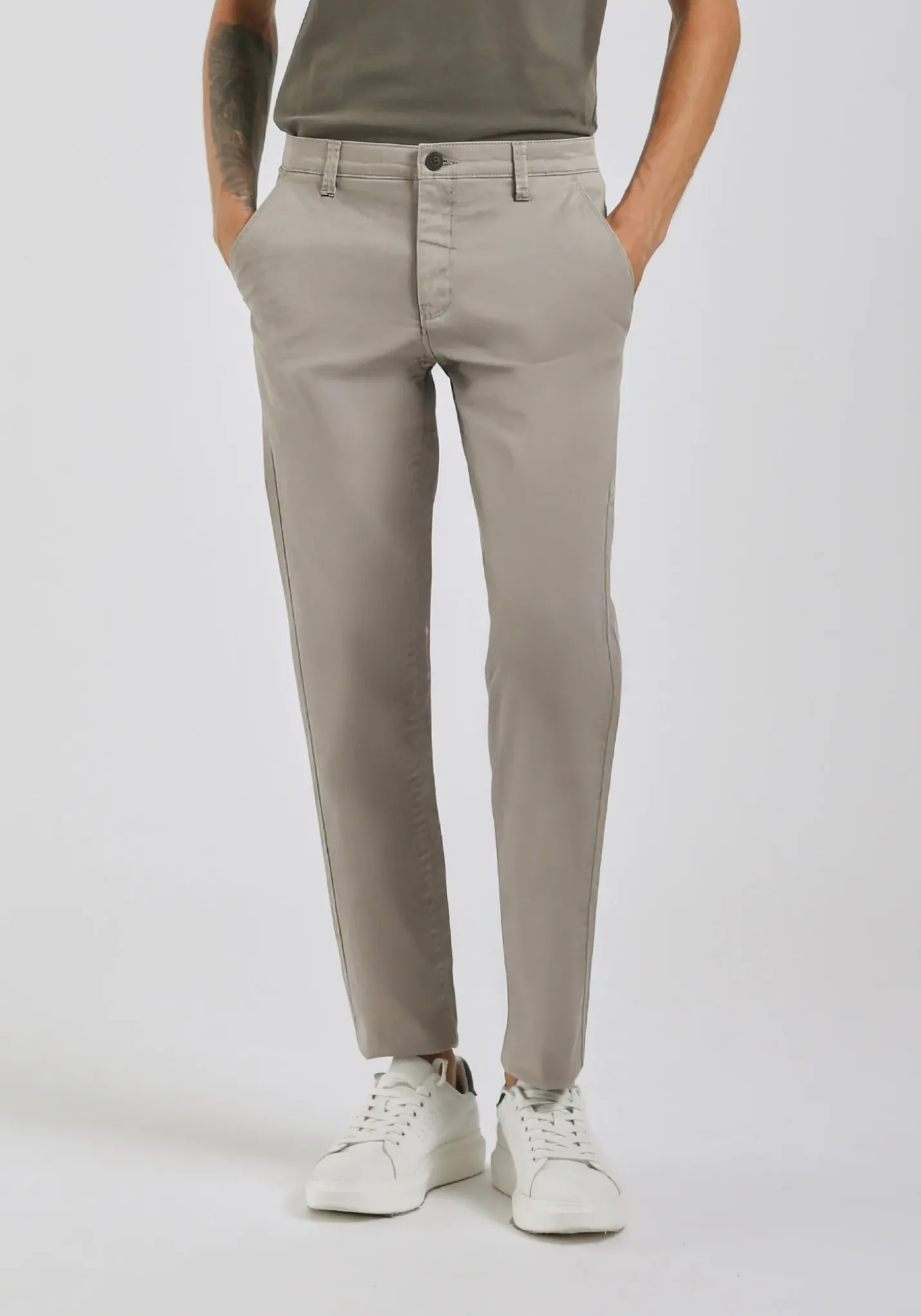 Pantaloni chino in cotone
