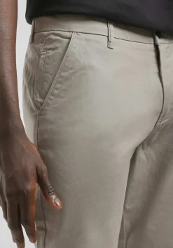 Pantaloni chino in cotone