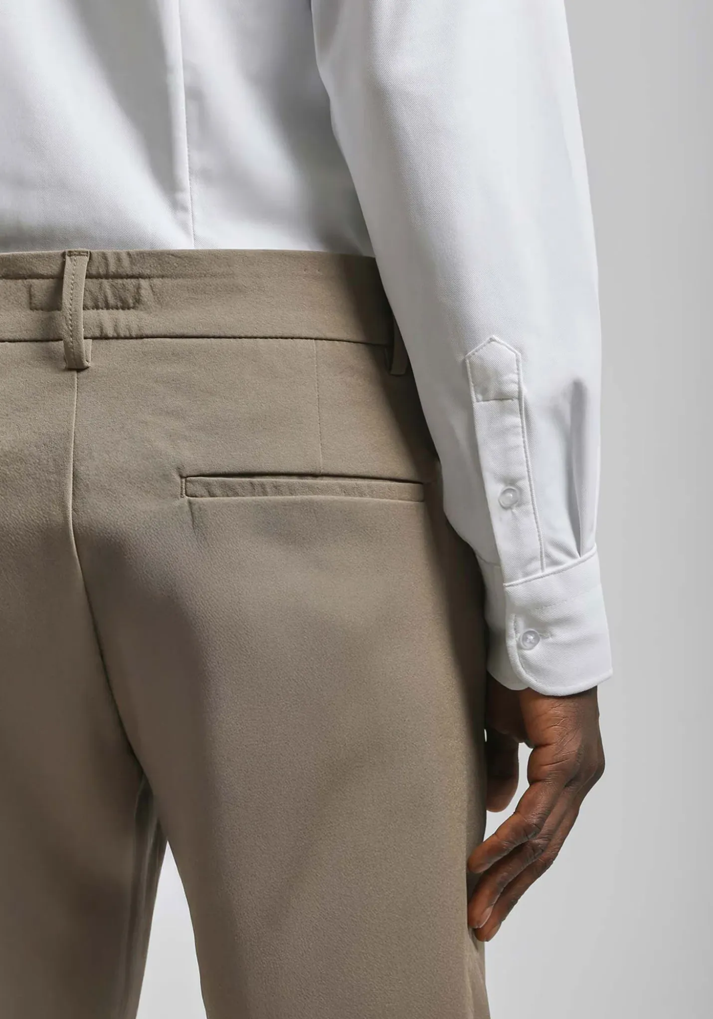 Pantaloni chino in nylon