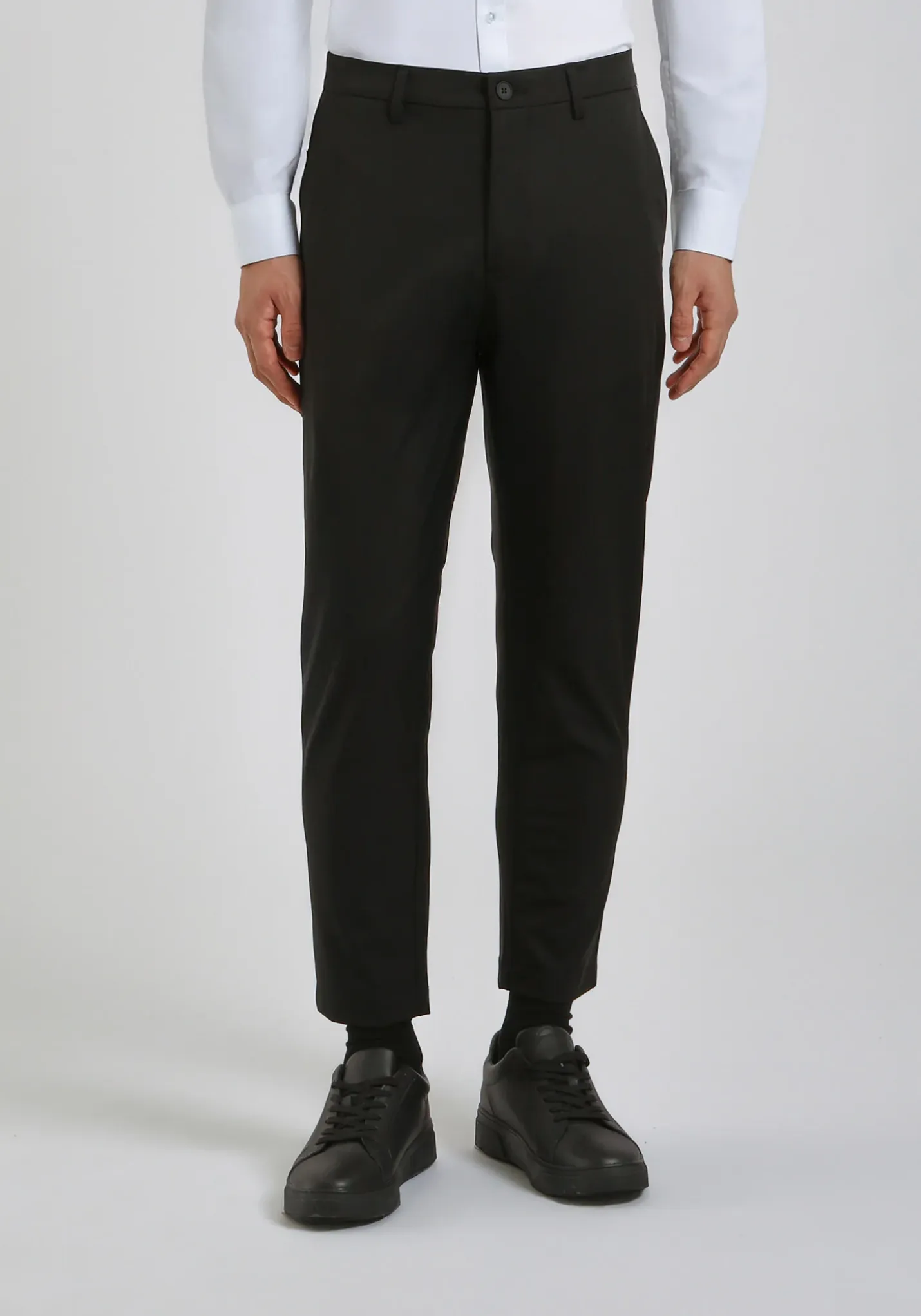 Pantaloni chino in nylon