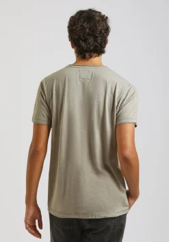 T-shirt collo serafino