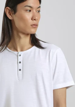 T-shirt collo serafino