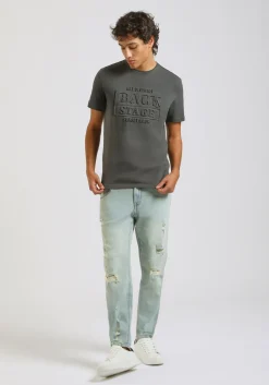 T-shirt con stampa a rilievo