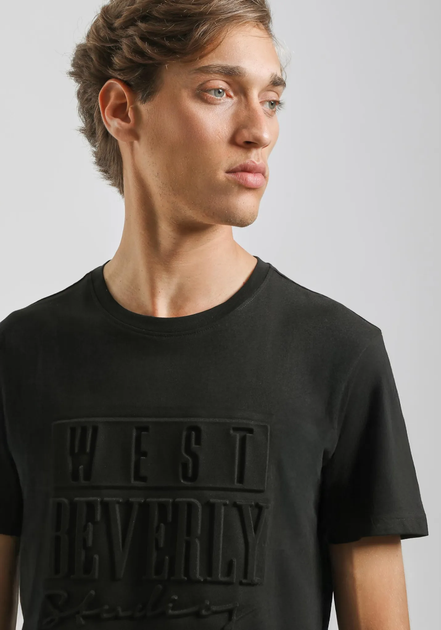 T-shirt con stampa a rilievo