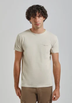 T-shirt con taschino