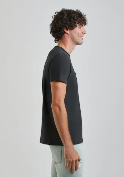 T-shirt con taschino