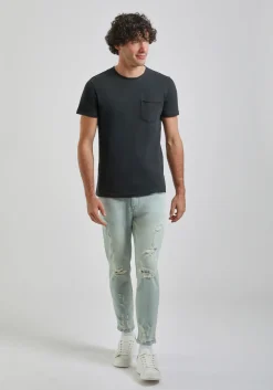 T-shirt con taschino