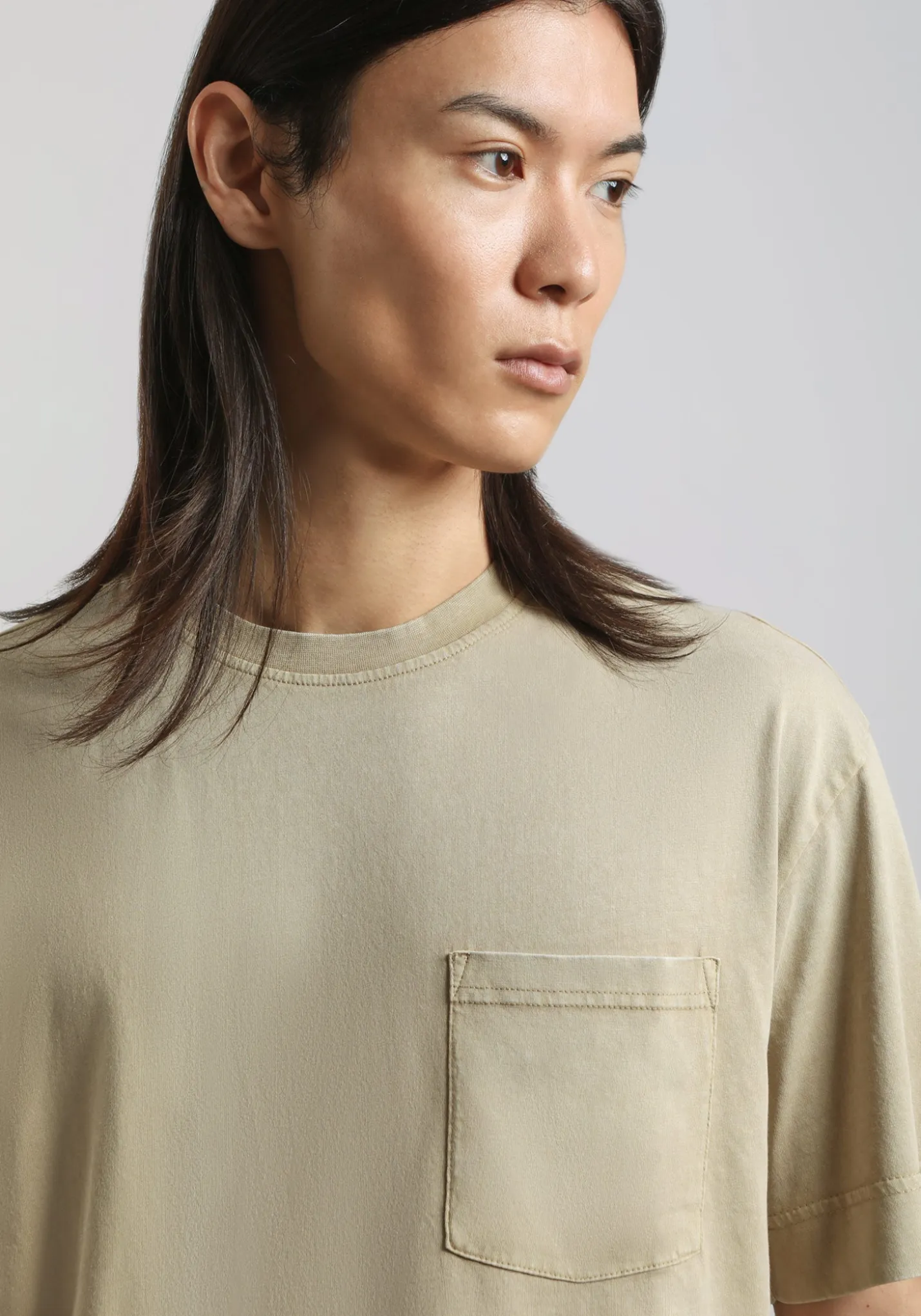 T-shirt effetto lavato con taschino