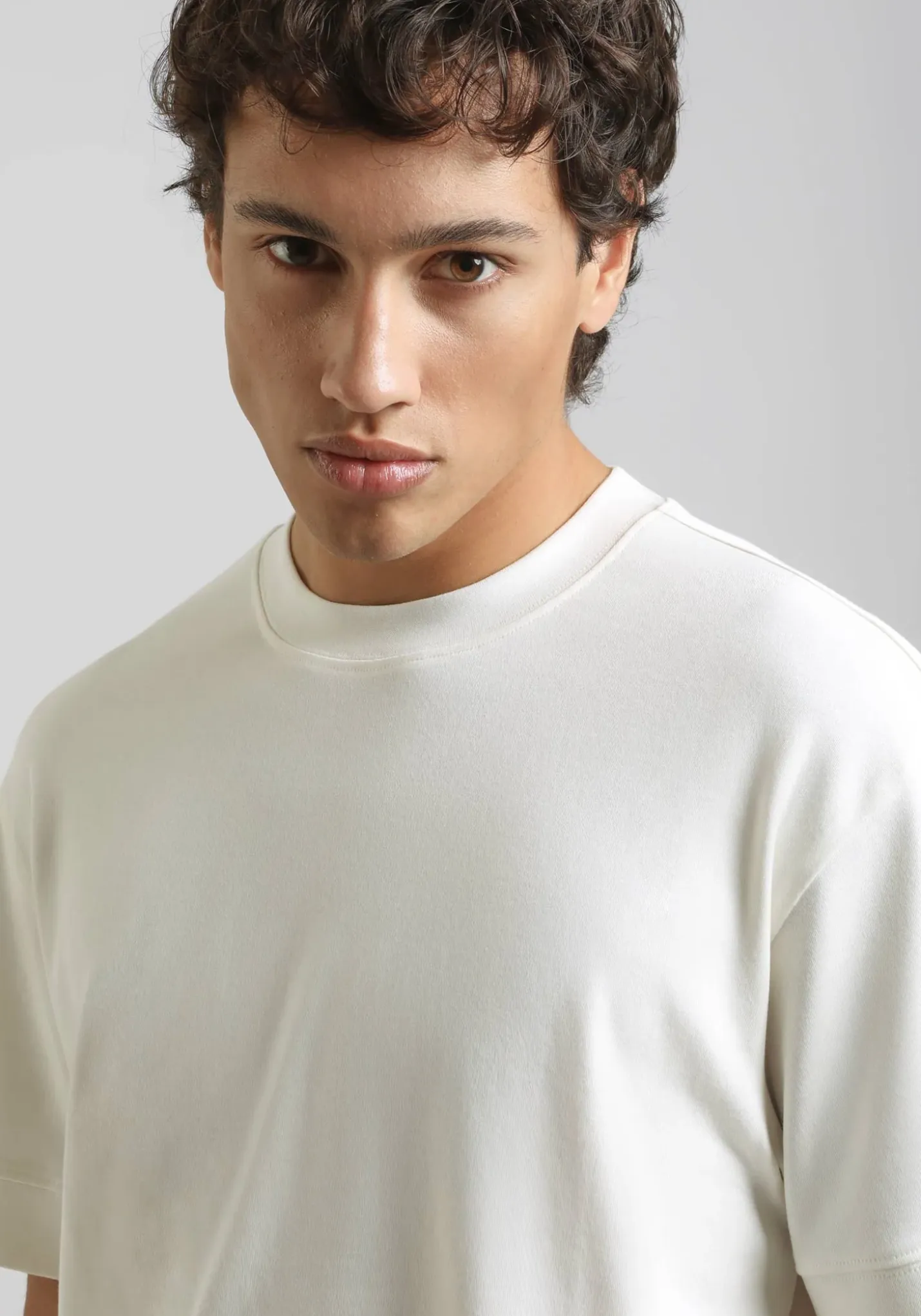 T-shirt over 100% cotone