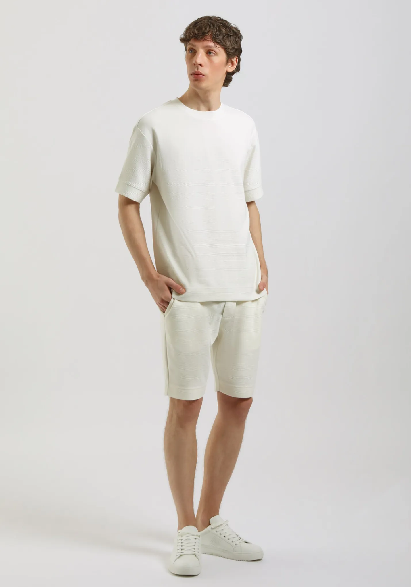 T-shirt strutturata