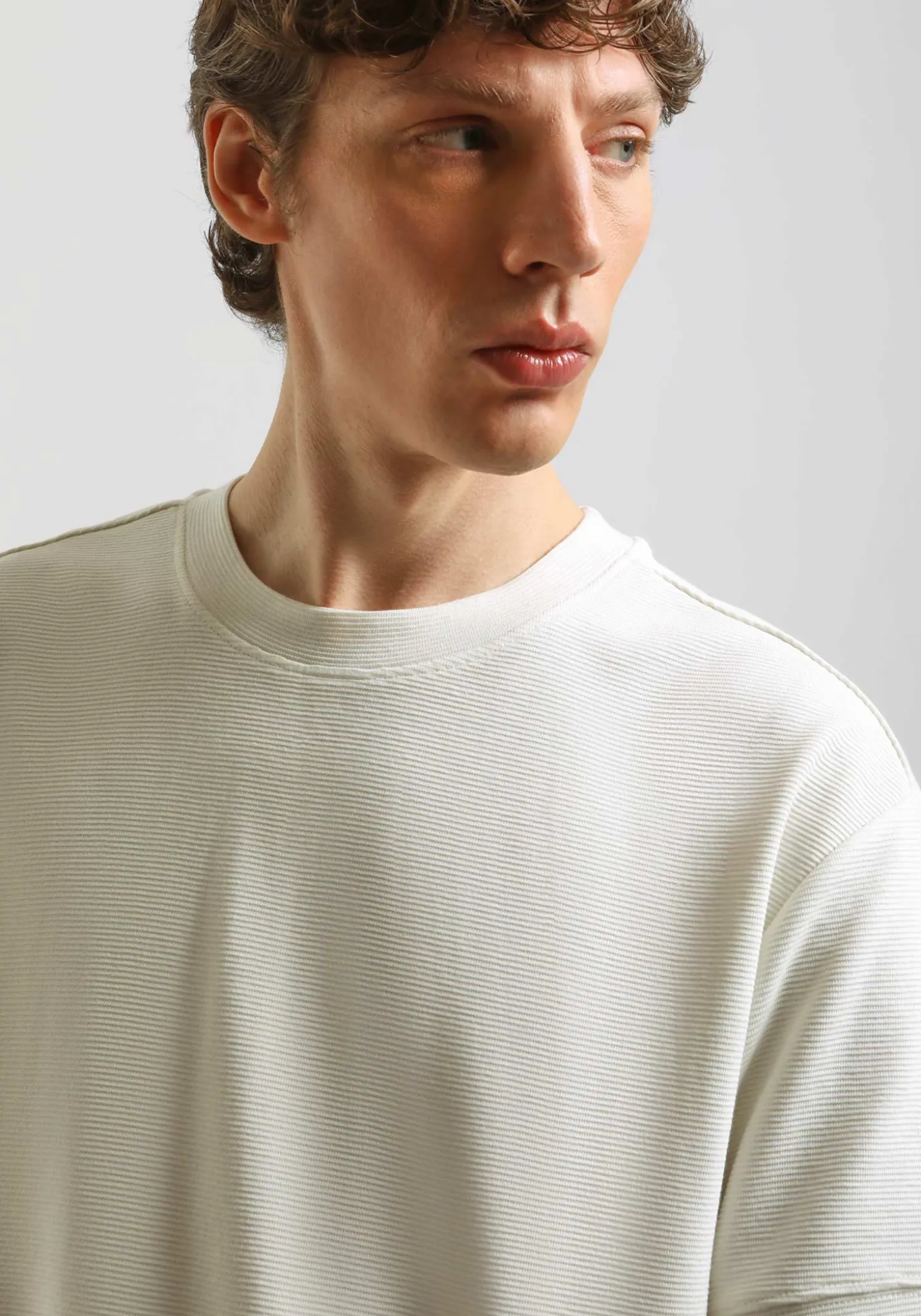 T-shirt strutturata