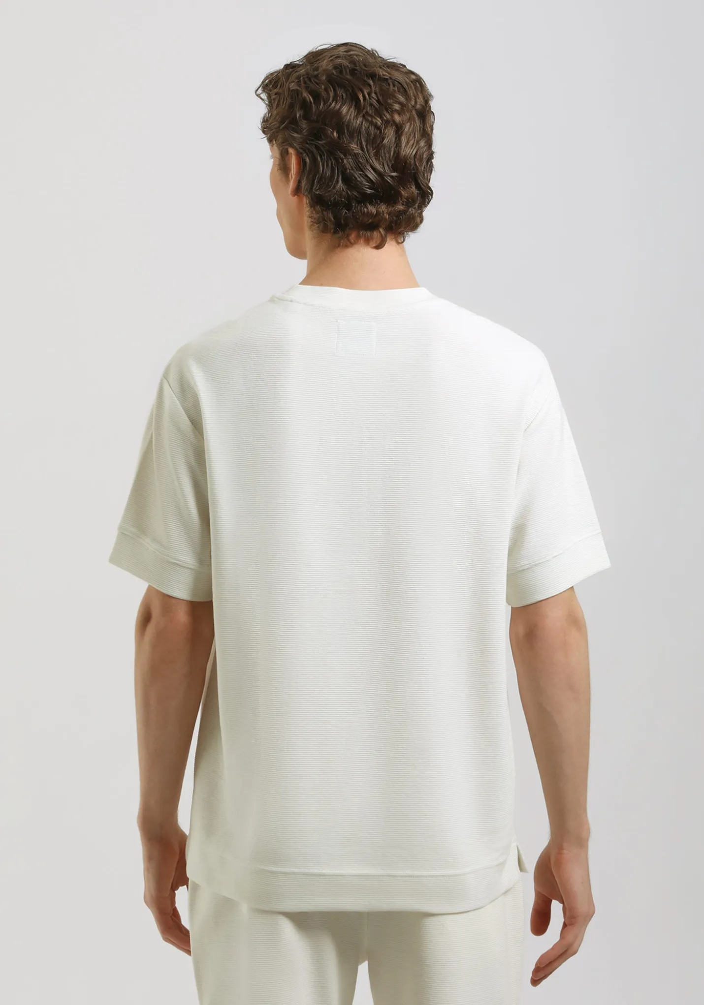 T-shirt strutturata