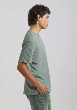 T-shirt strutturata