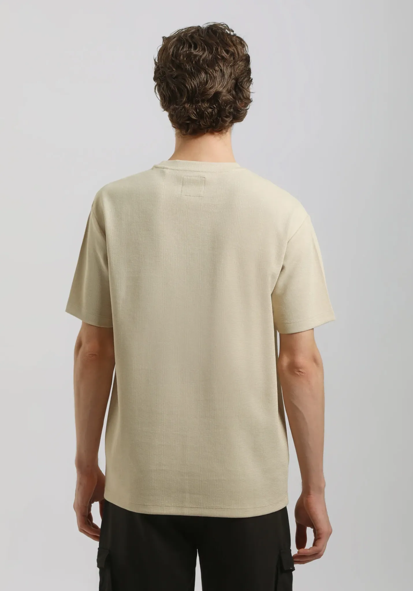 T-shirt strutturata